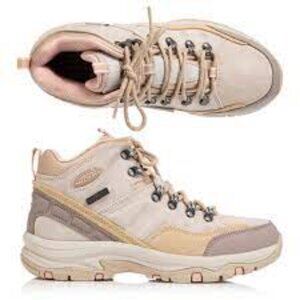 Skechers Relaxed Fit Trego Rocky Mountain Waterproof Hiking Boots ** Sz 8
